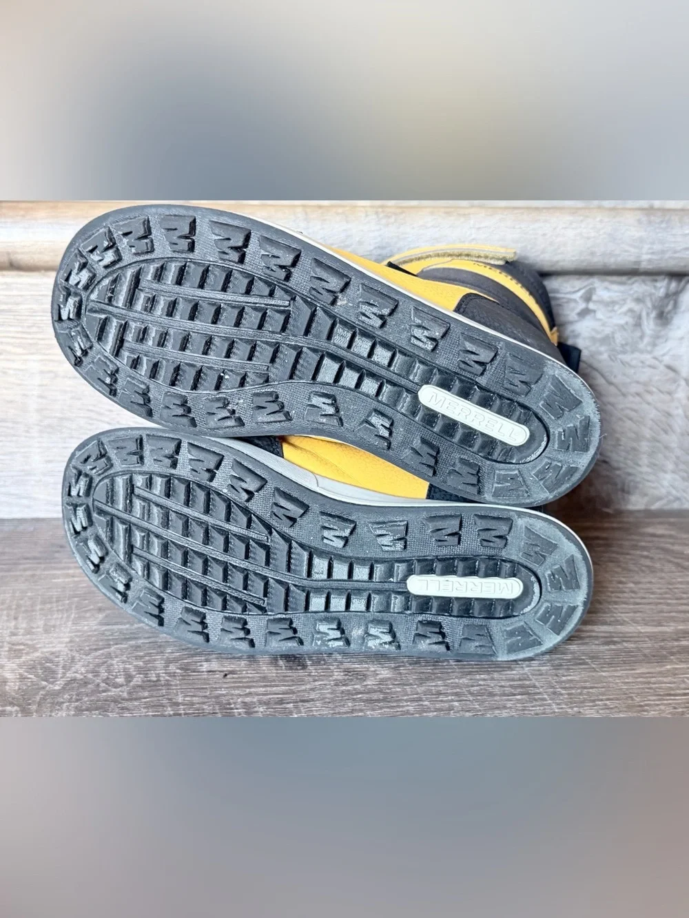 Merrell Kids Waterproof Winter Boots Mustard Yellow Black Size 3